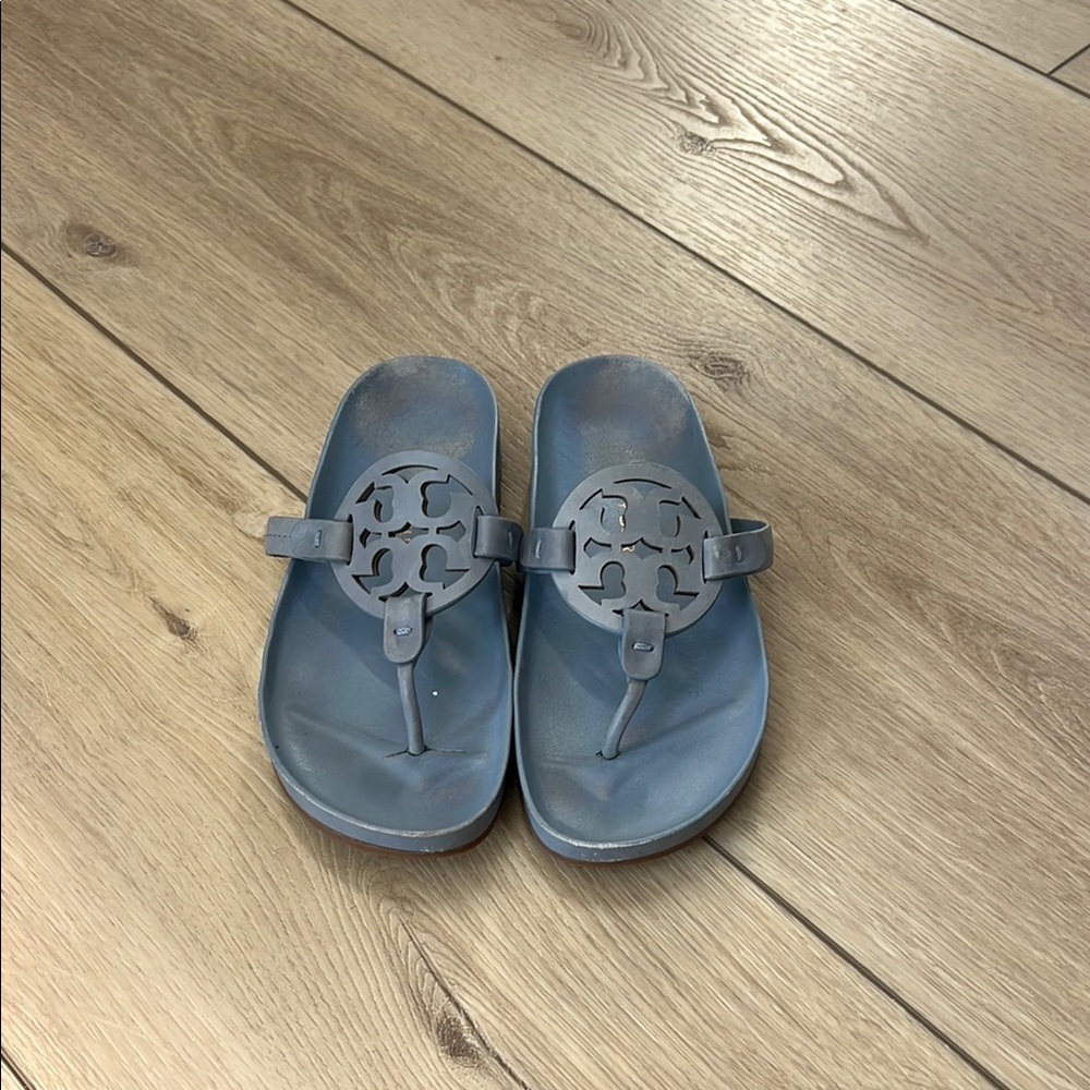 Tory Burch Gray Slide Sandals with Logo Accent